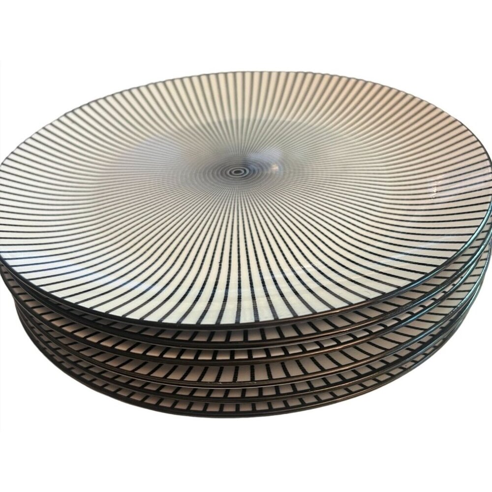 2 Royal Norfolk 10.5" Optical‎ Illusion Plates Microwave & Dishwasher Safe - Picture 2 of 4